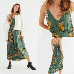 [UO] Lady Lava Green Floral Button-Down Midi Dress